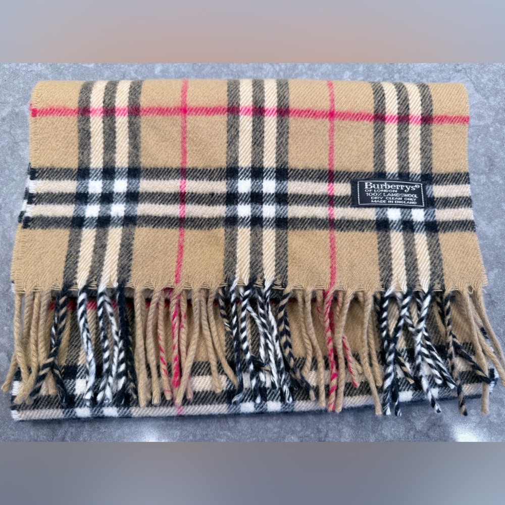 BURBERRYS Vintage Lambswool Scarf